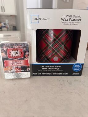 Mainstays Red and Green Plaid Electric Wax Warmer wax and included .